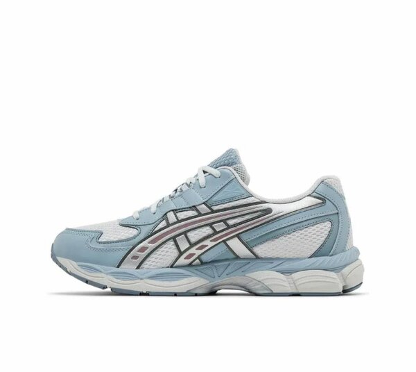 Baskets ASICS bleu marine
