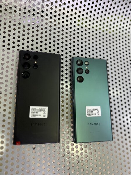 Samsung Galaxy s22 ultra 128gb pre-owned Uk