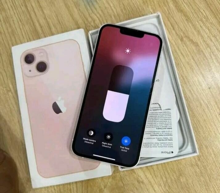 iPhone 13 Rose Neuf