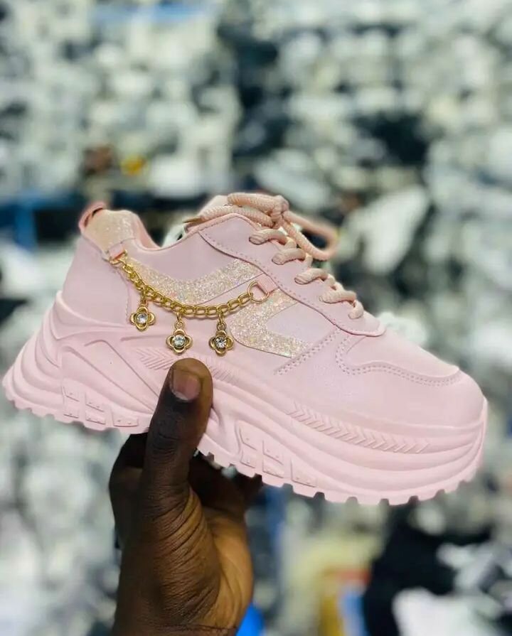 Chaussures à semelle épaisse