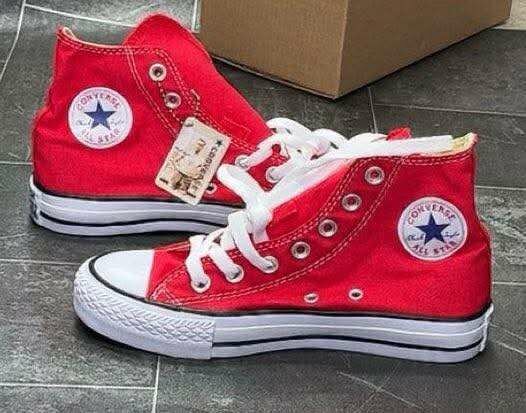 Baskets Converse rouges
