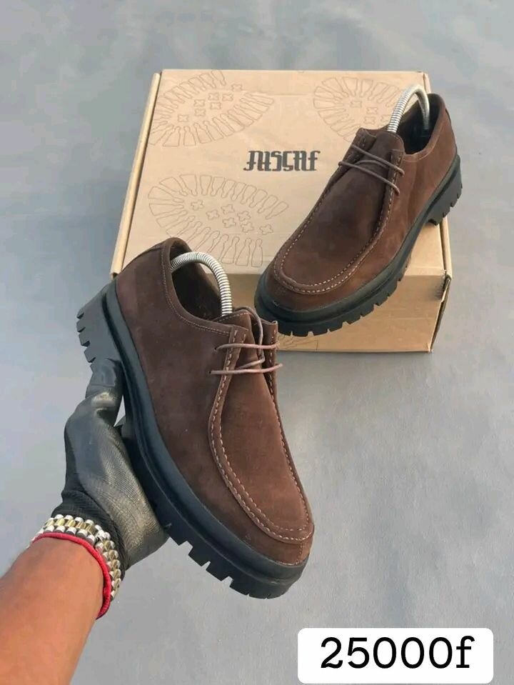 Chaussures Derby en Daim