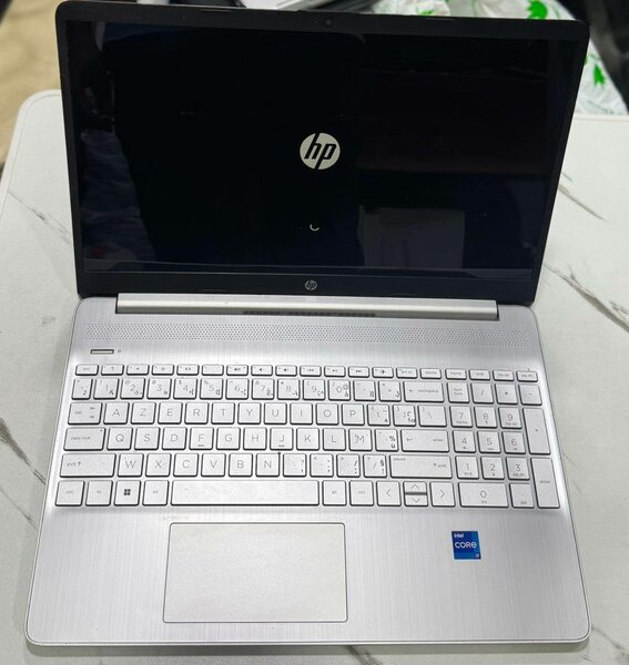 hp laptop i7 12th génération