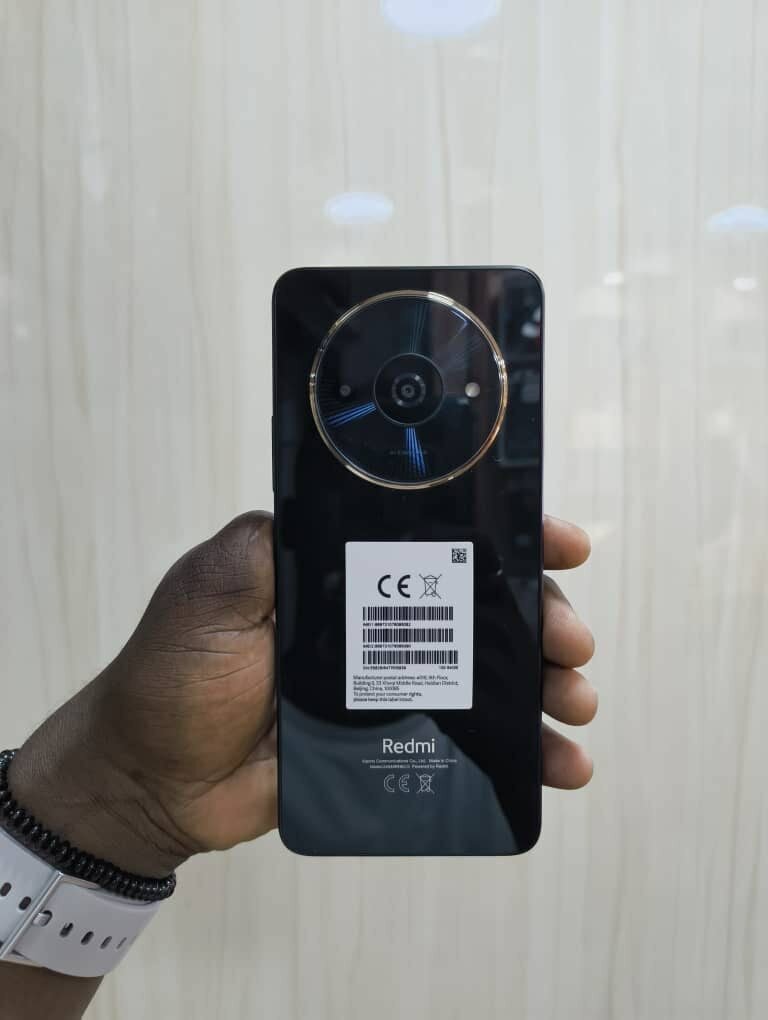 Redmi A3X 64giga/4 ram casineufs très propre