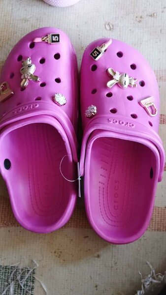 Crocs