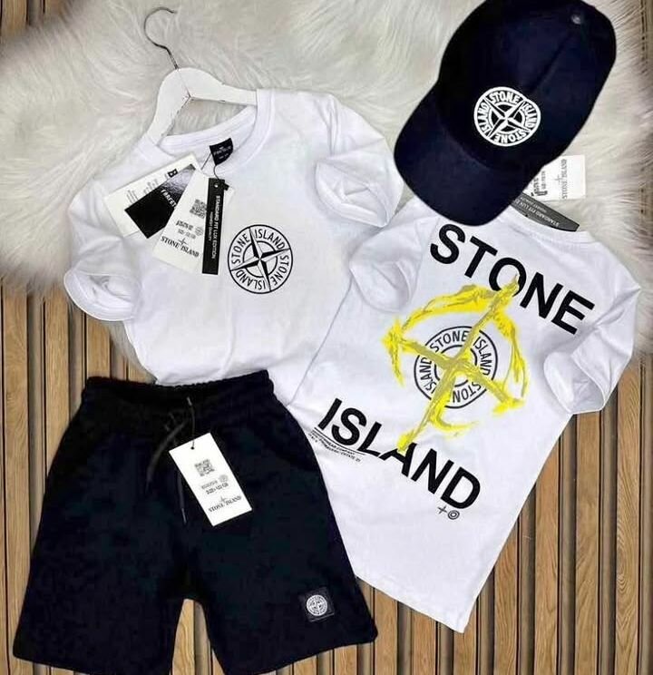 STONE ISLAND Ensemble Enfant T-shirt et Casquette
