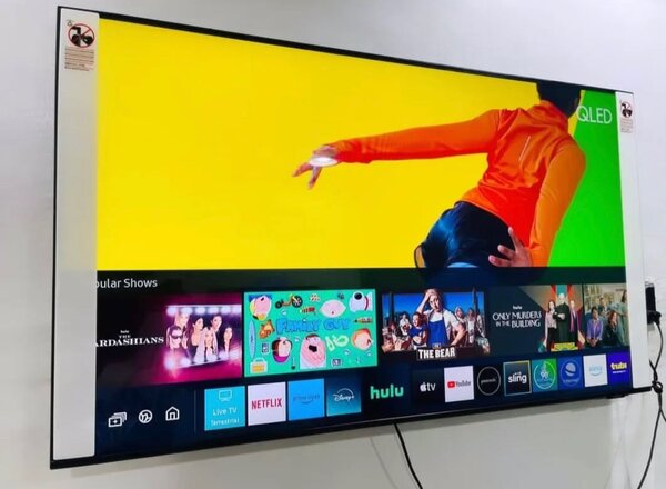 Samsung Qled Smart UHD 4K Apple AirPlay, Smart View,