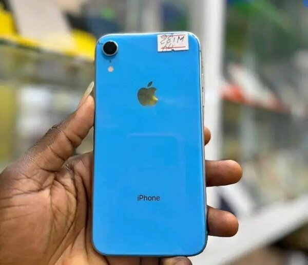 iPhone XR Bleu 64 Go
