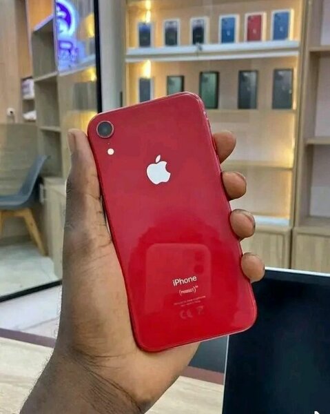 iPhone XR Rouge