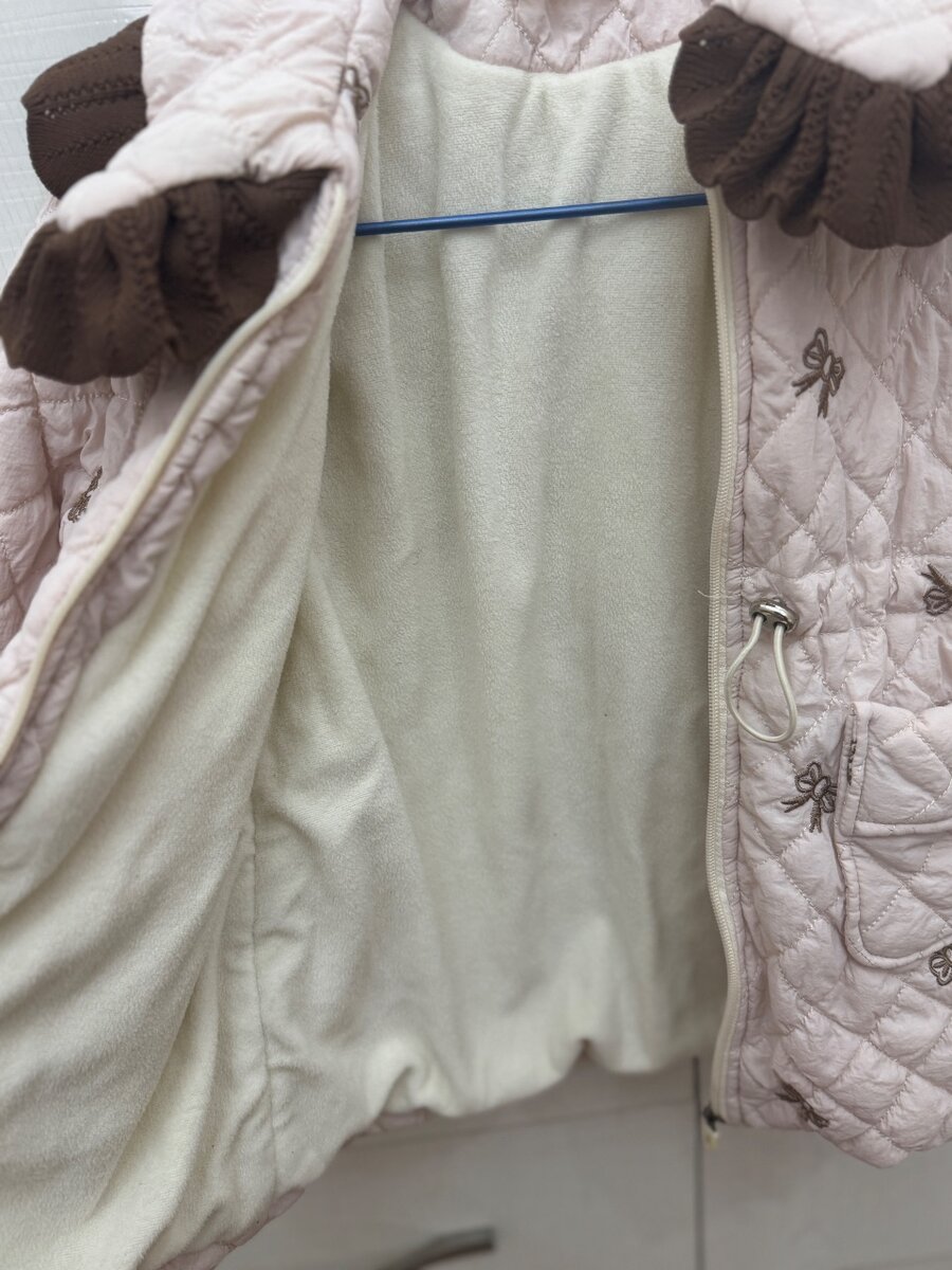 Куртка для девочки 116см