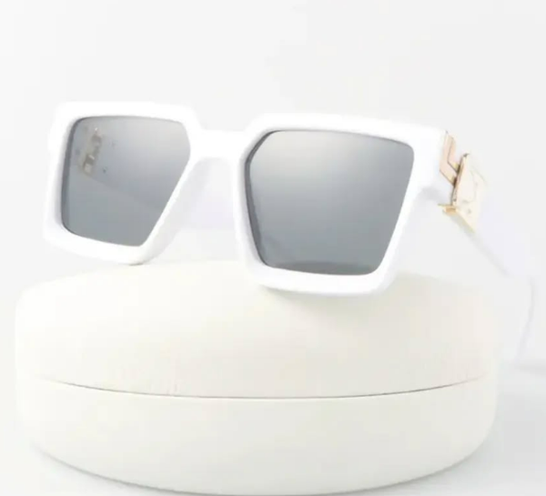 [SUNNIES] available in the color shown.
