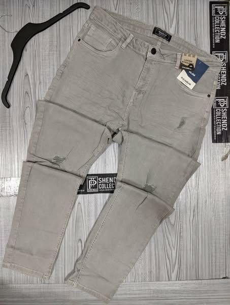 men's gray jeans