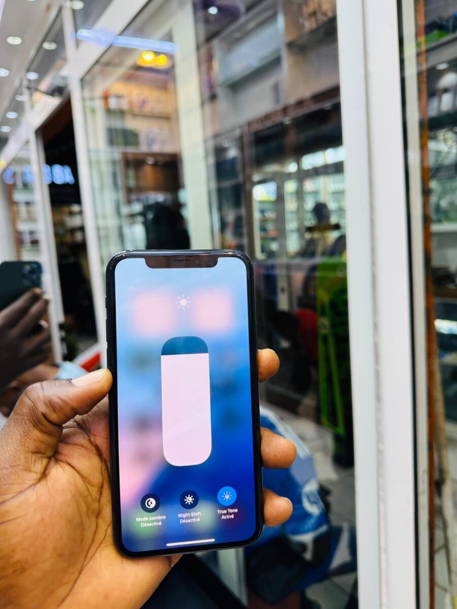 11 pro 64Go très propre