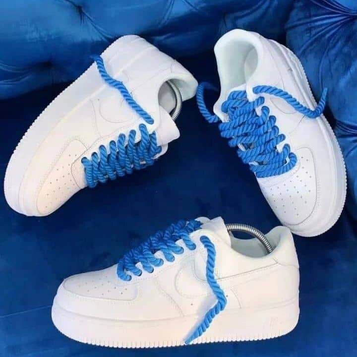 Air force blanc gros lacets bleu