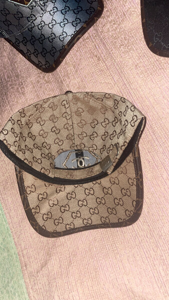 Casquette à motif élégant