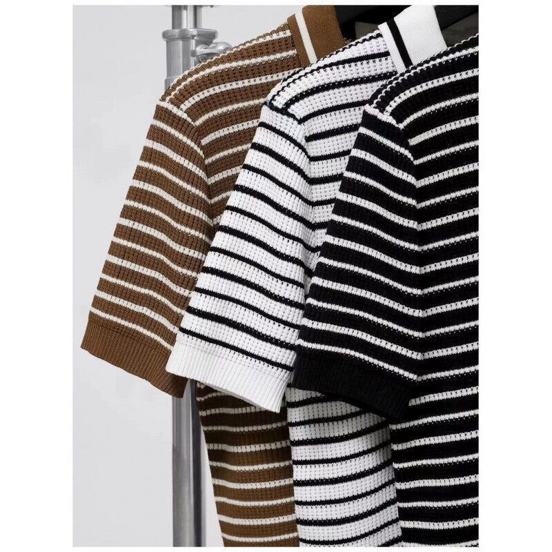 Polo rayé en tricot
