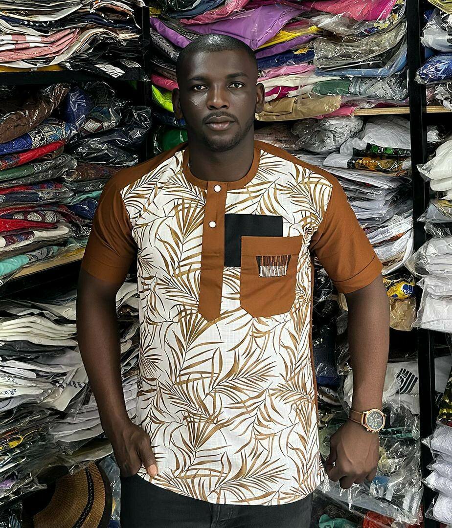 T-shirts africains élégants