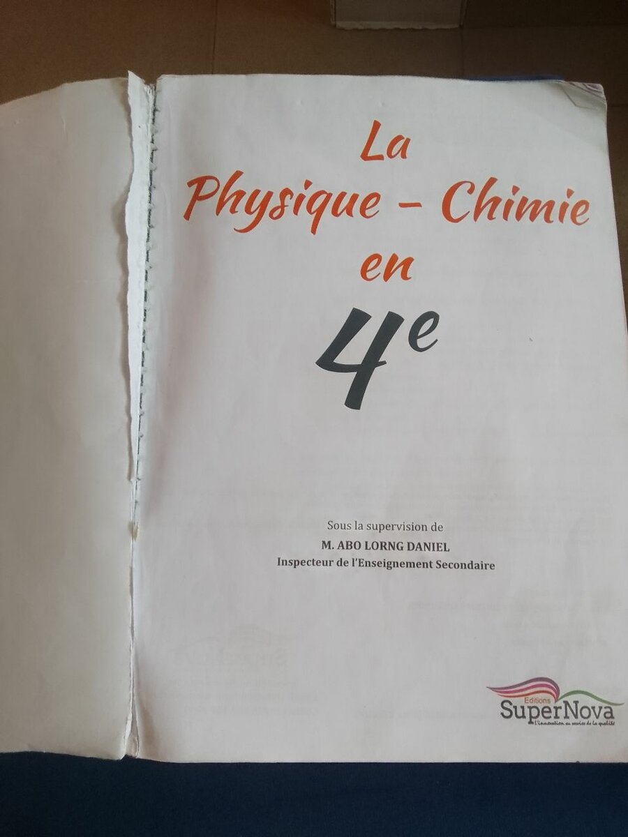 Manuel Physique-Chimie 4e