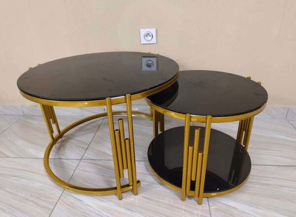 Tables basses en verre noir