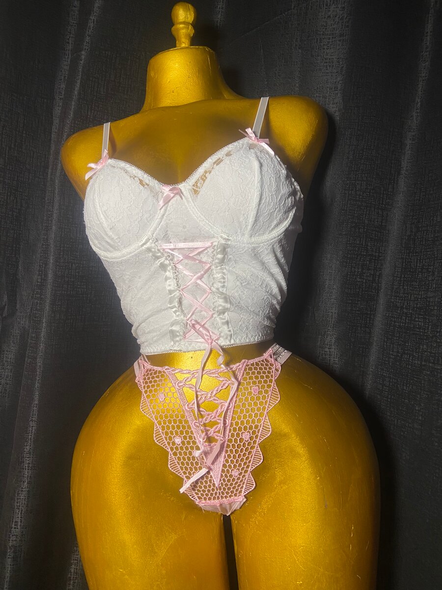 Ensemble lingerie en dentelle