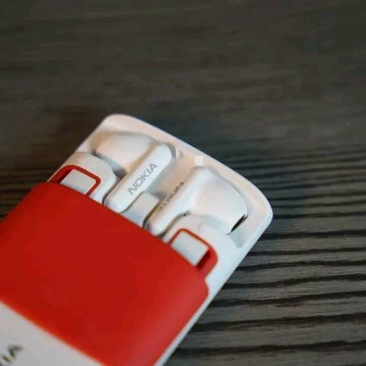 Téléphone Nokia 5710 XpressAudio