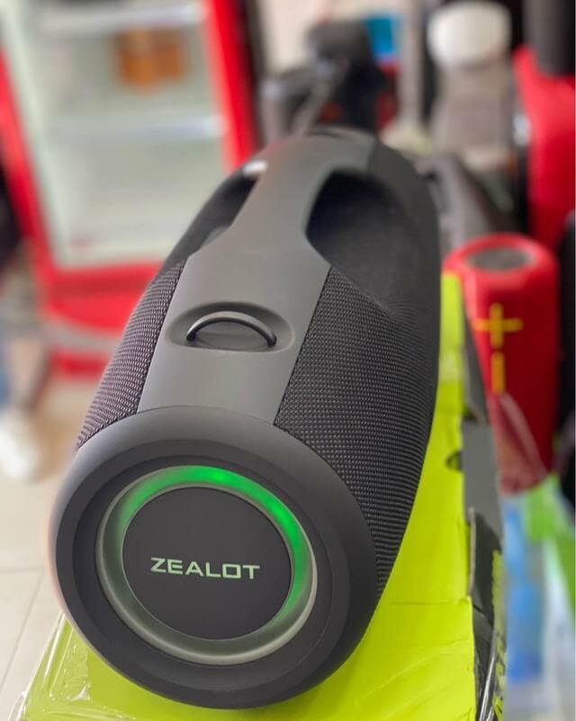 Zealot Bluetooth speaker