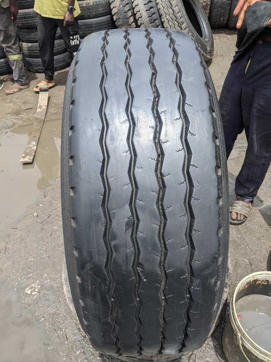 385/65R22.5 super single