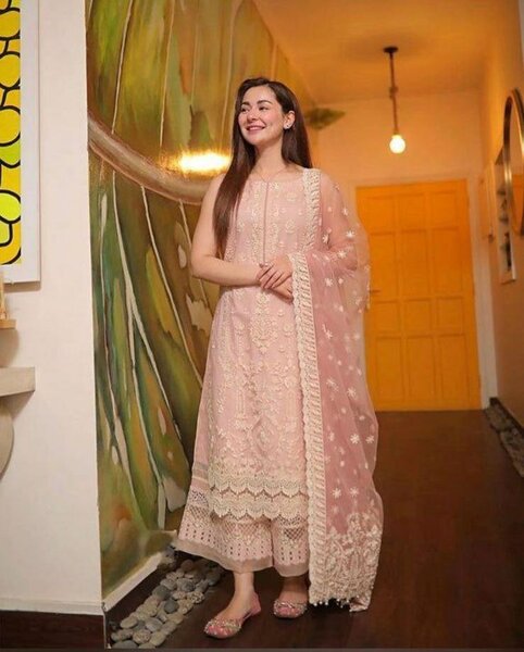 Heavy embroidery lawn 3 pc  dc free