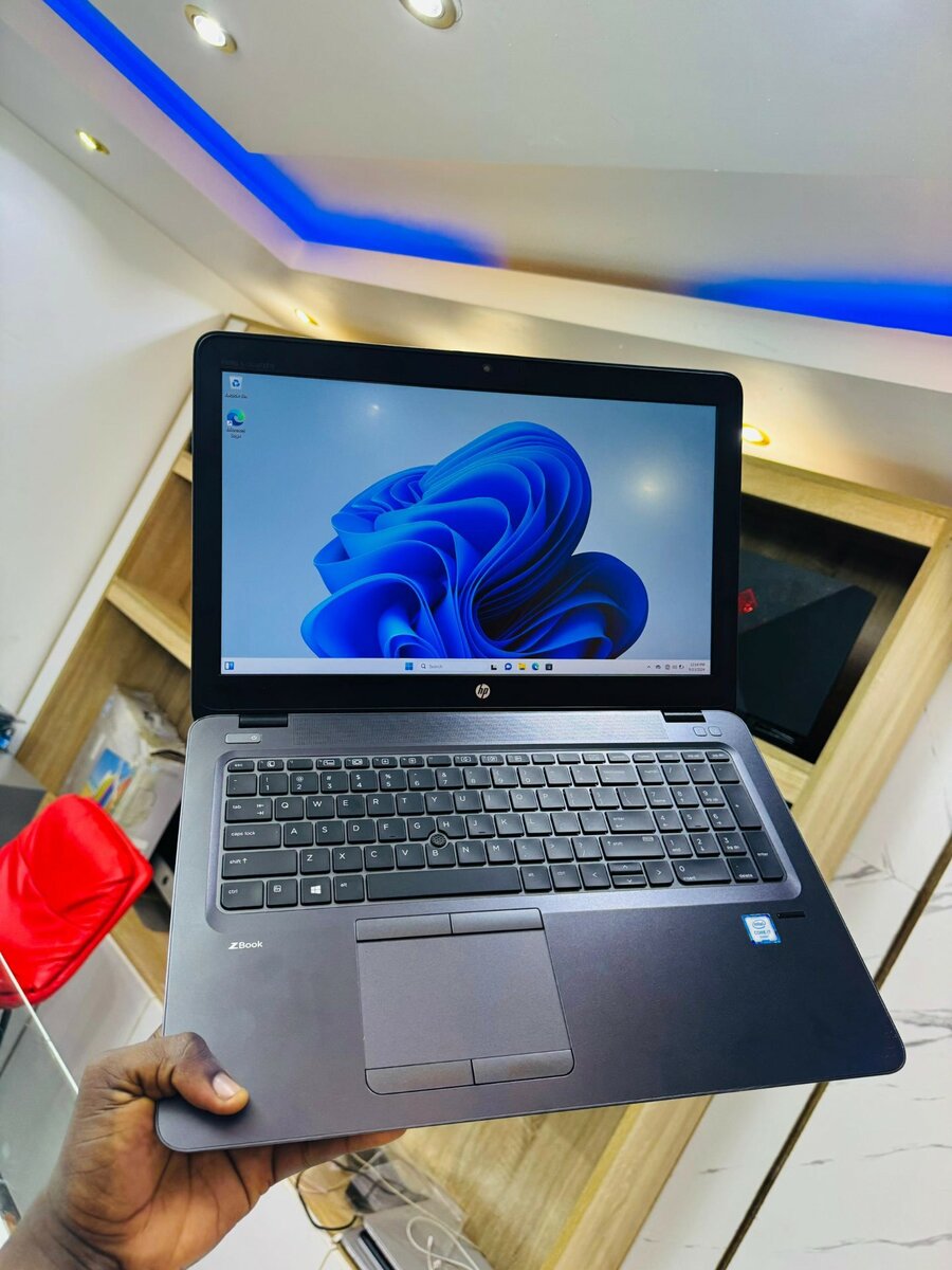 HP ZBOOK 15u G3