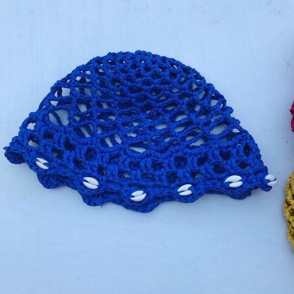 Chapeaux en crochet avec coquillages
