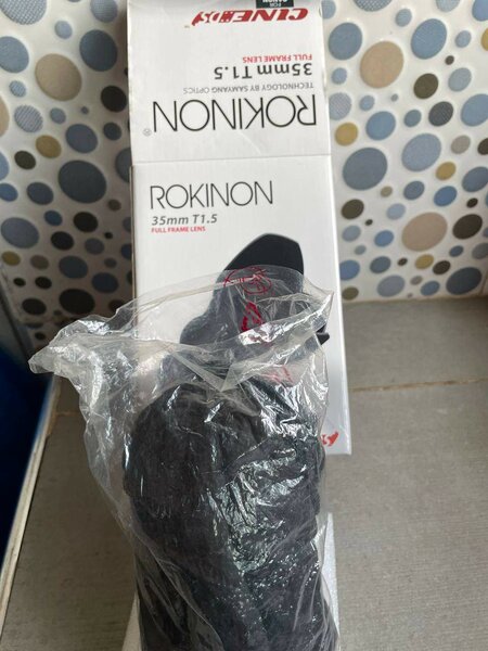 Rokinon 35mm T1.5 Cine DS Lens For Canon EF Mount