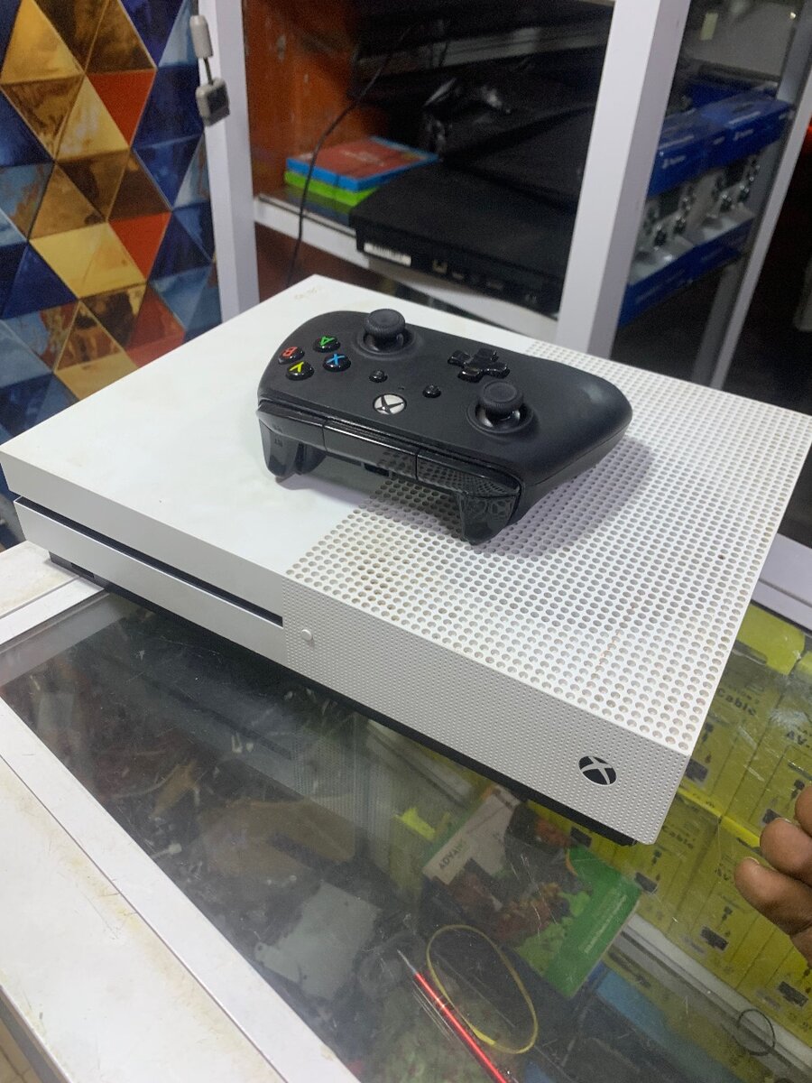 Xbox one s 10 games freee