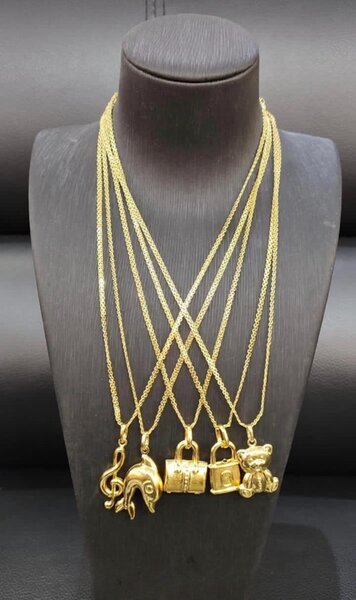 Italian gold necklace