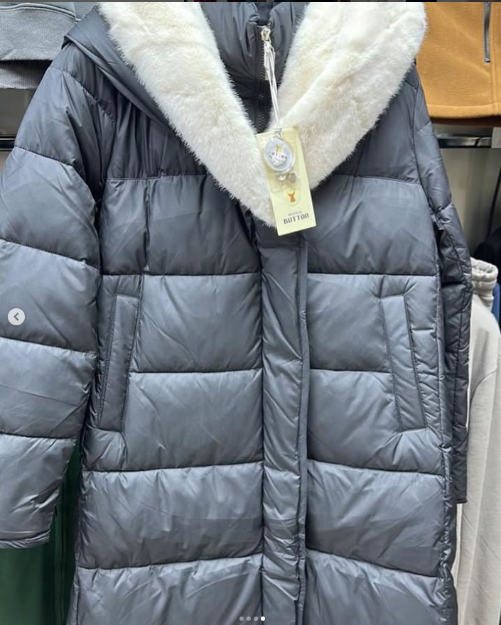 Черная женская куртка 