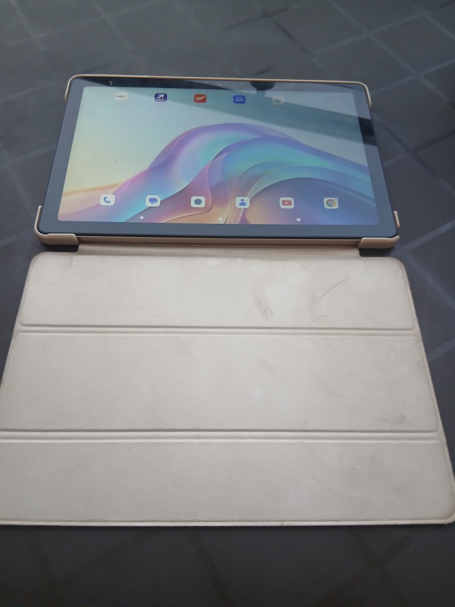 Tablette tecno 128 GO