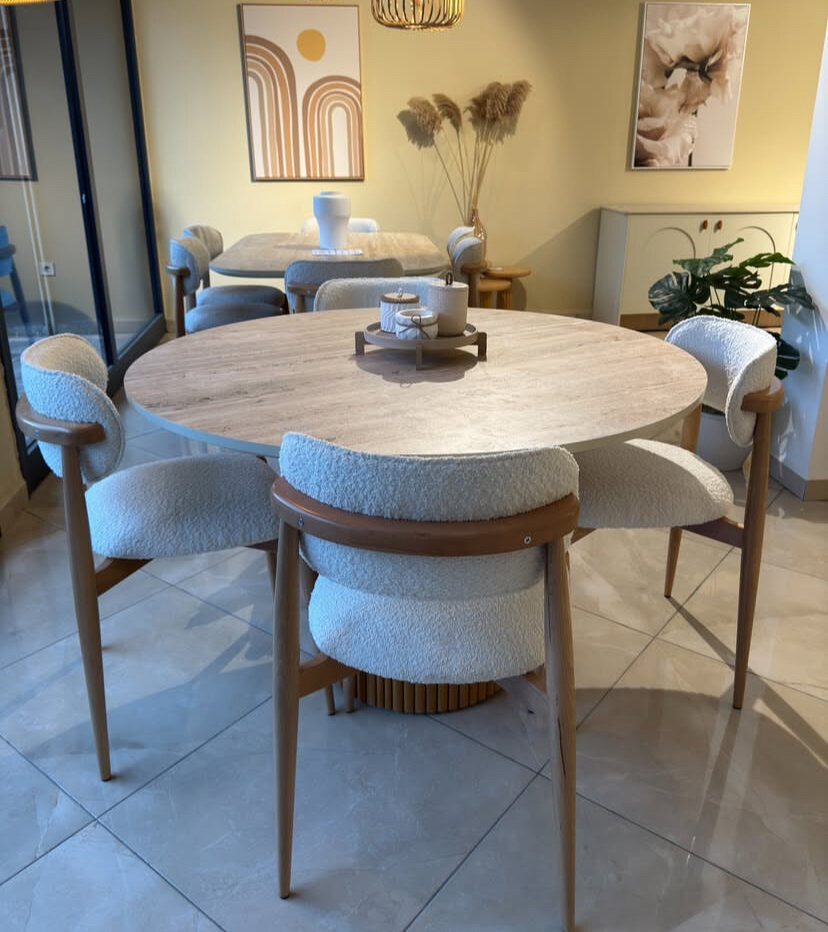 Table à manger ronde en bois