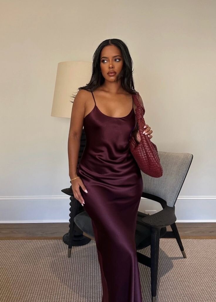 Robes zara satinée