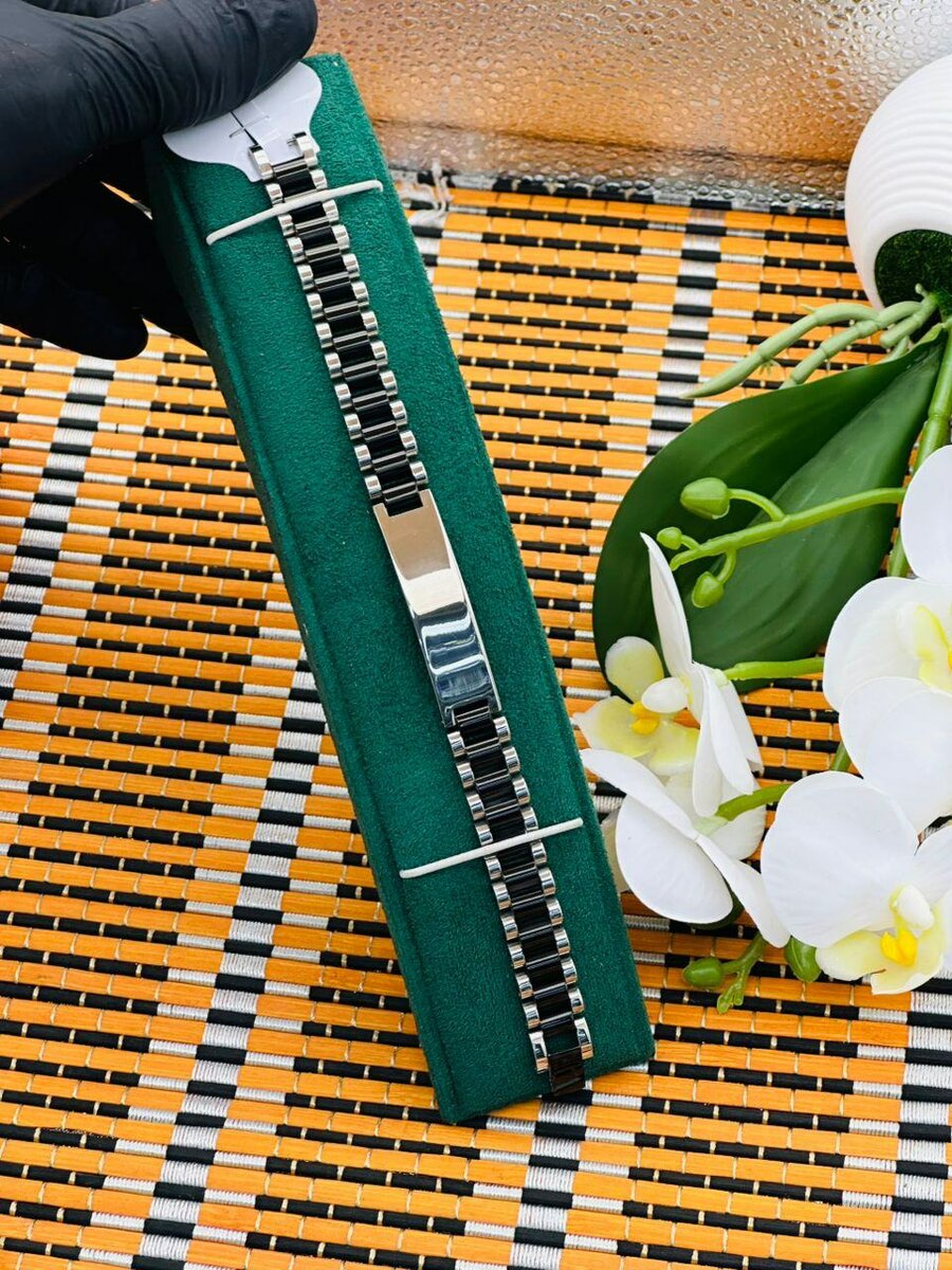 Bracelet en acier inoxydable élégant