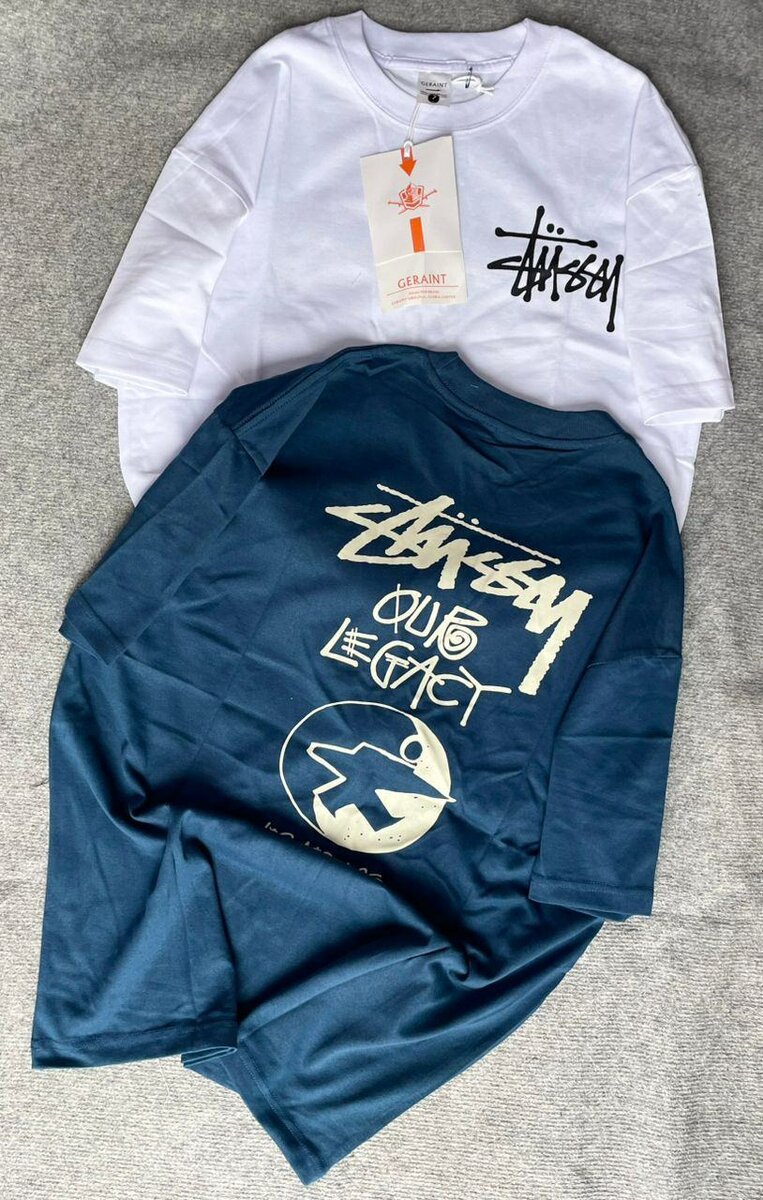 T-shirt décontracté Stussy