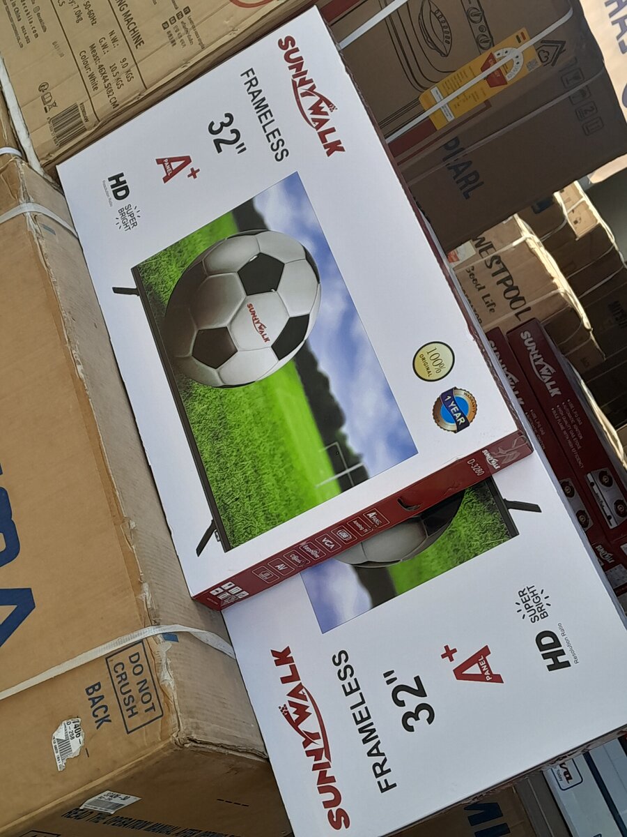 SUNNYWALK 32" LED TV DIGITAL SATELITE