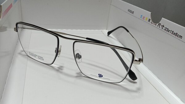 Eye frames