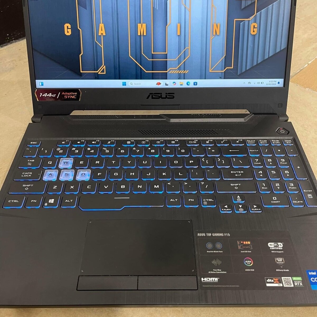 Gaming Alien Wire Laptop