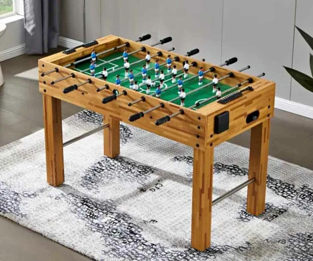 Table de baby-foot en bois