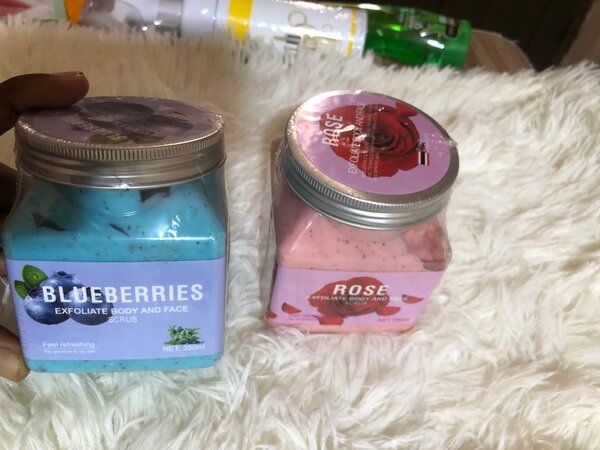 Gommage Corps Visage Myrtille Rose