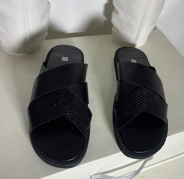 Mules noires en cuir pour femmes