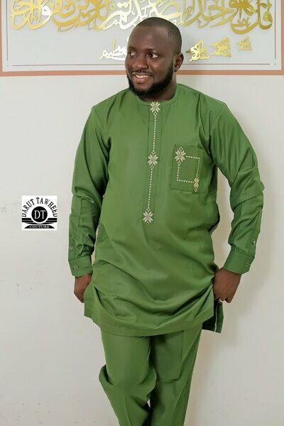 Ensemble TUNIQUES homme vert