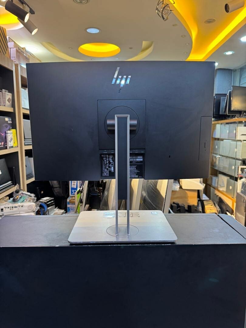 HP Elite AIO  RAM 16GB Intel Core i5 SSD 512GB TOUCH SCREEN