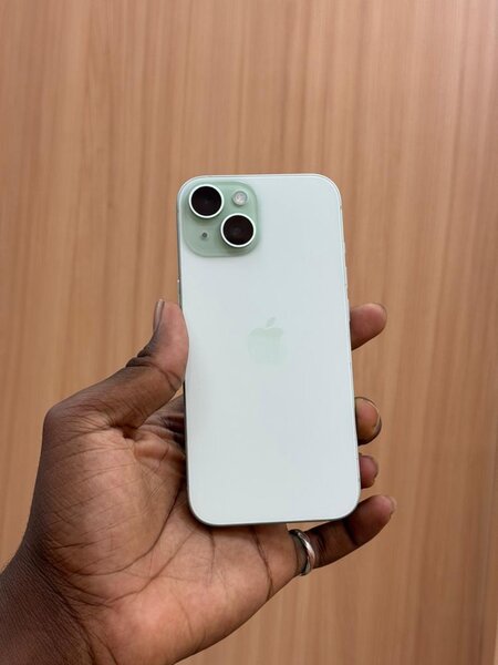 iPhone 15
