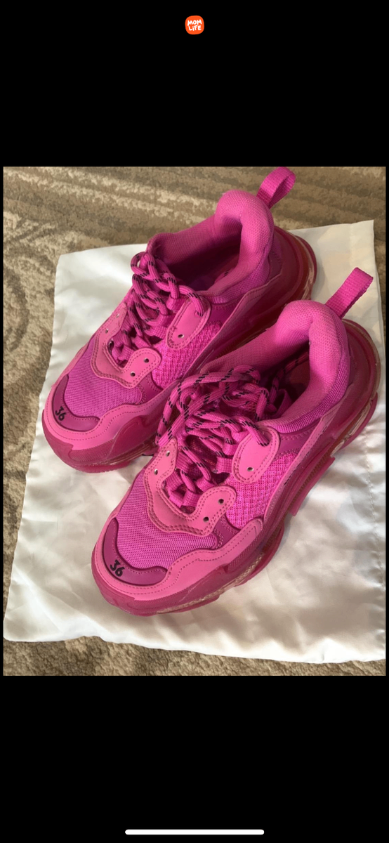 Balenciaga triple s розовые neon pink clear sole