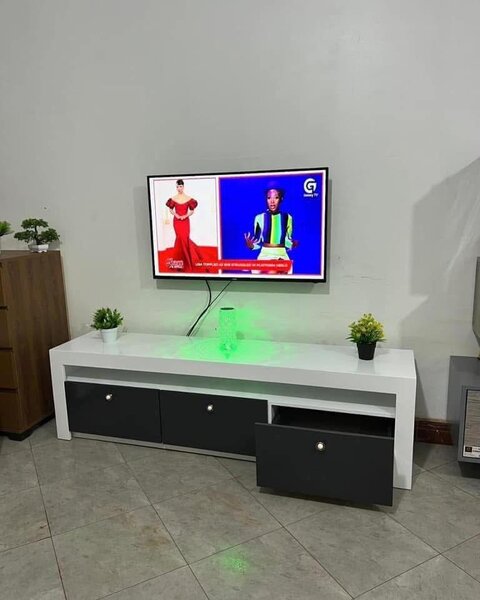 Shoe rag,dressing mirror and Tv design